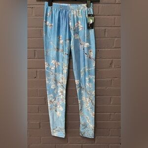 Lotus Leggings  NWT  S